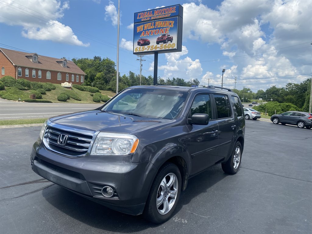 2015 Honda Pilot - $13,295