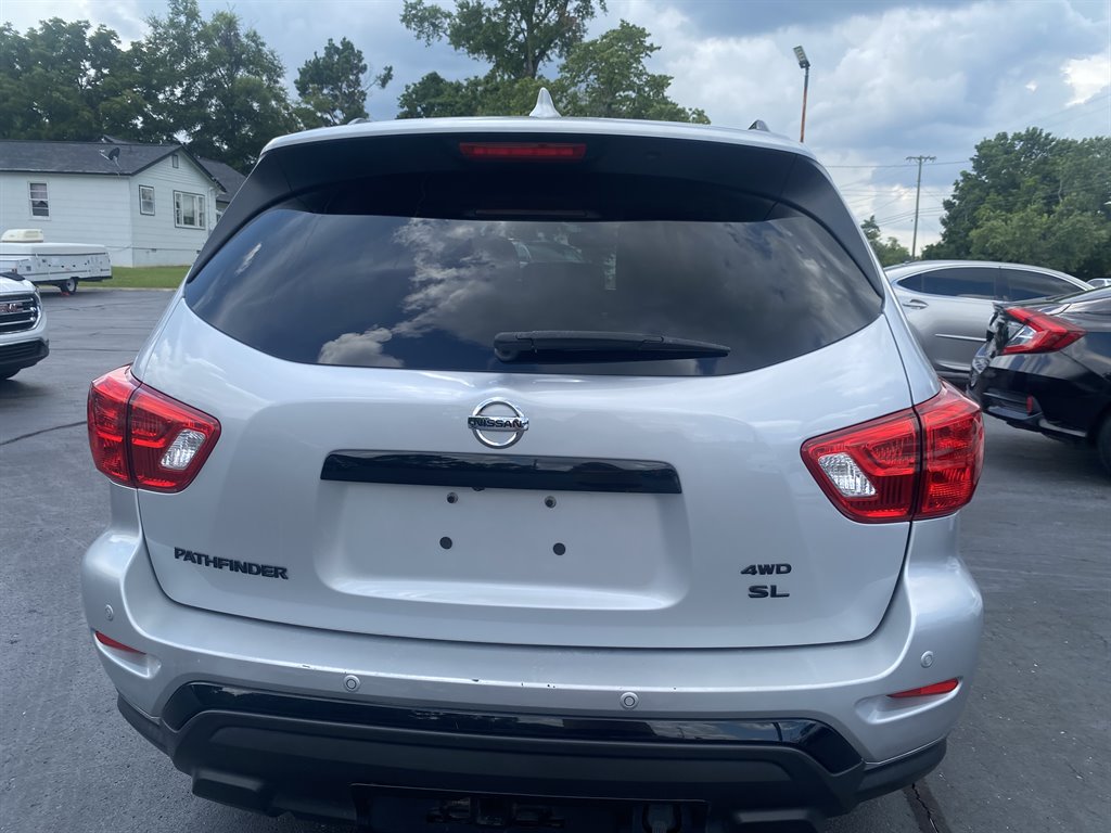 2020 Nissan Pathfinder - $14,295
