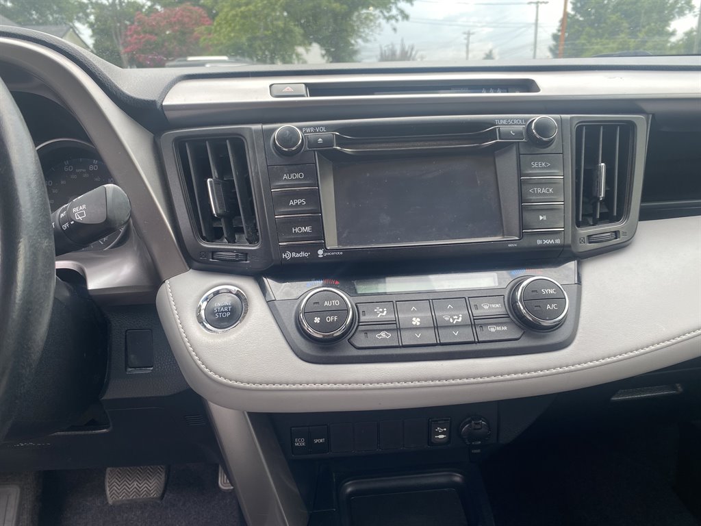 2018 Toyota RAV4 - $16,995