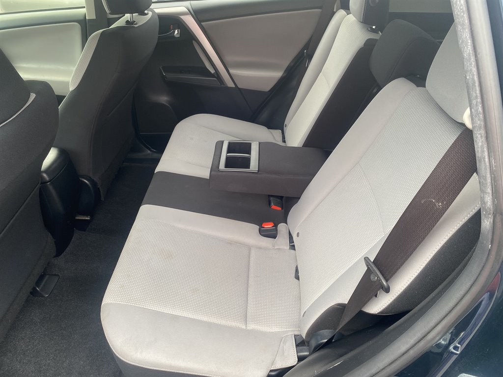 2018 Toyota RAV4 - $16,995