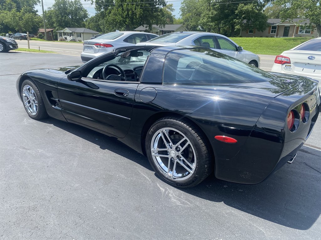 1999 Chevrolet Corvette - $14,999