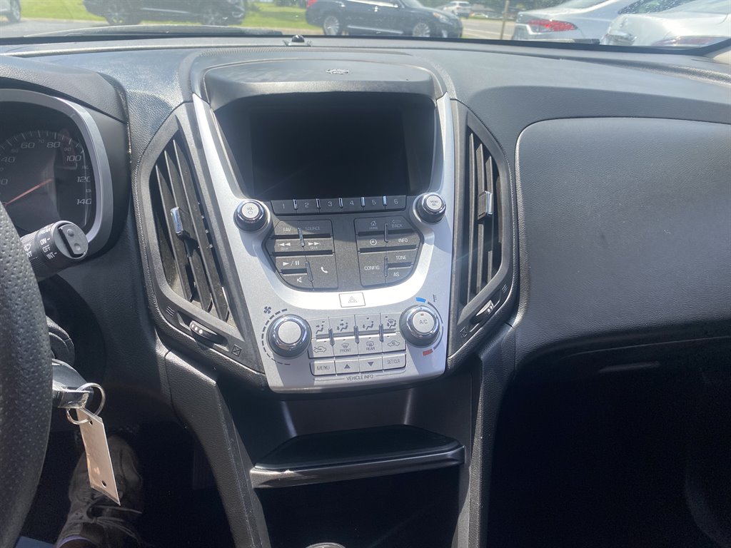 2016 Chevrolet Equinox - $8,995