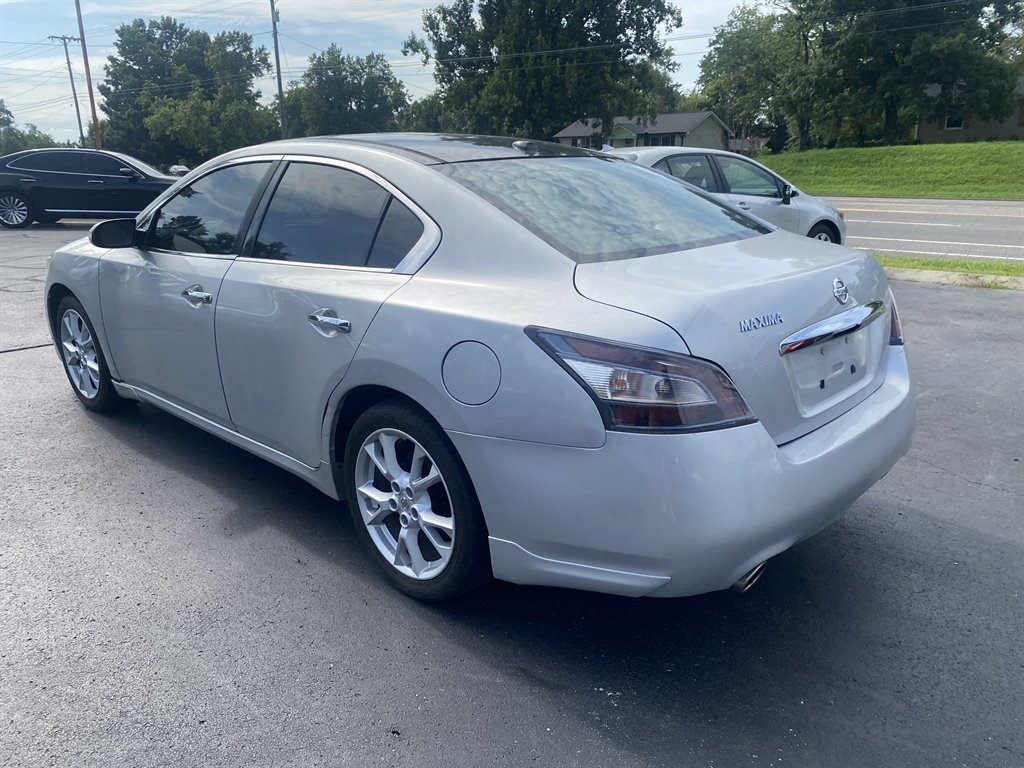 2012 Nissan Maxima - $8,595