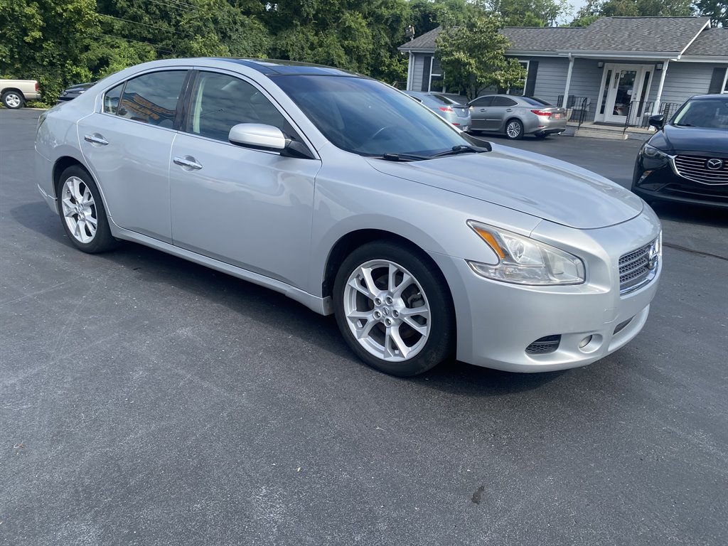 2012 Nissan Maxima - $8,595