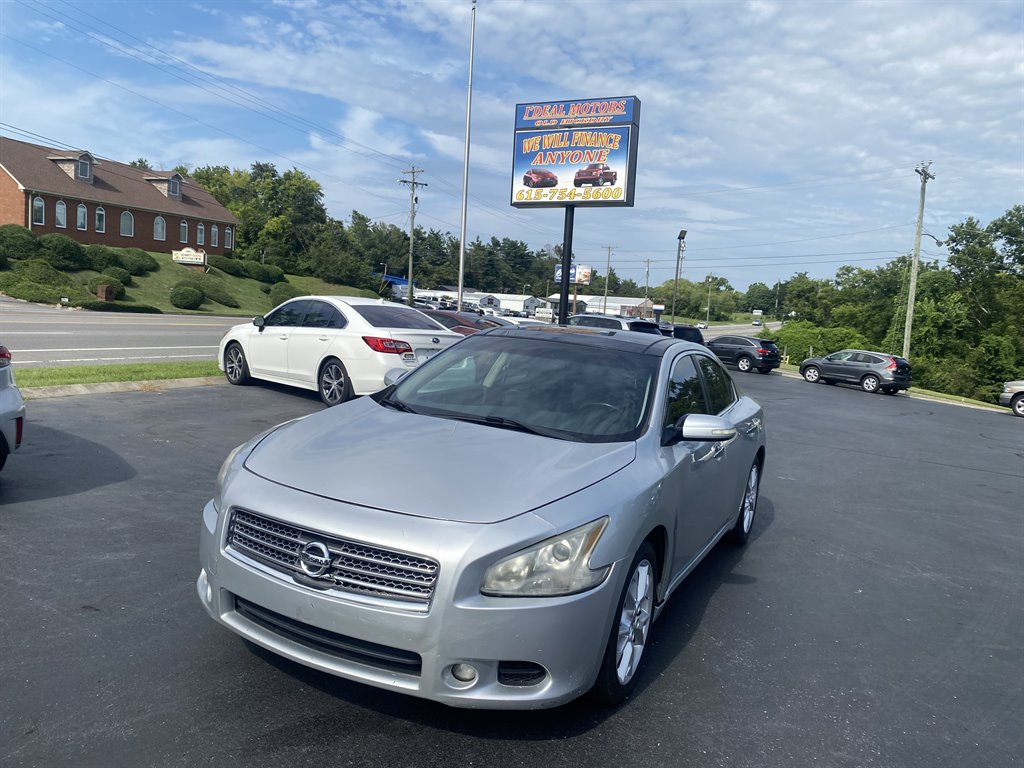 2012 Nissan Maxima - $8,595