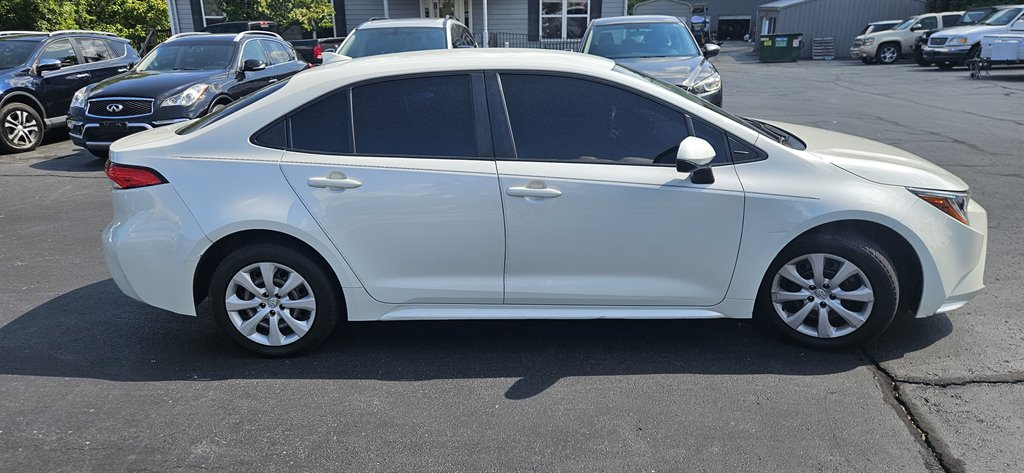 2021 Toyota Corolla - $15,995
