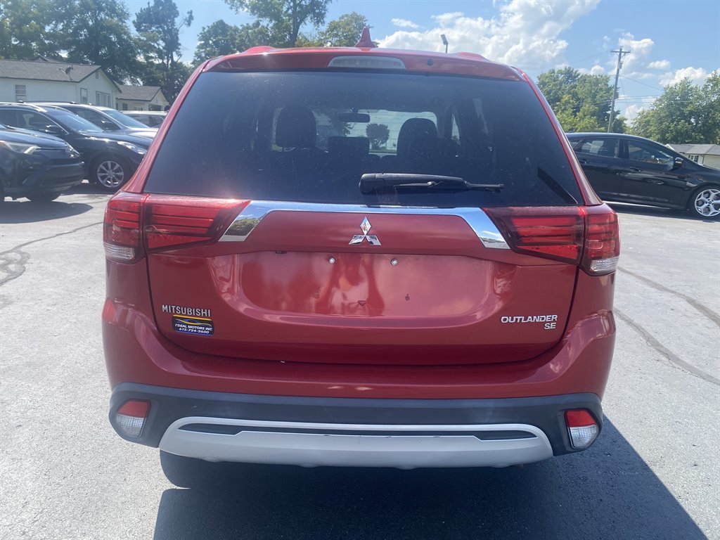 2019 Mitsubishi Outlander - $10,995
