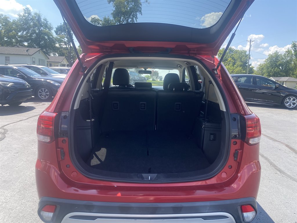 2019 Mitsubishi Outlander - $10,995