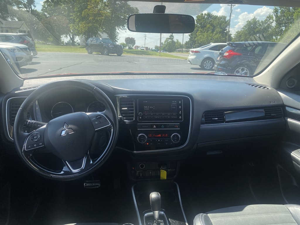 2019 Mitsubishi Outlander - $10,995
