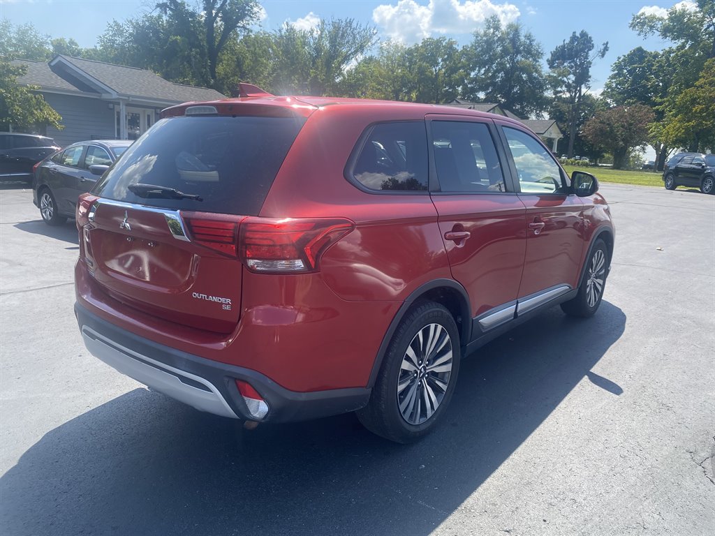 2019 Mitsubishi Outlander - $10,995