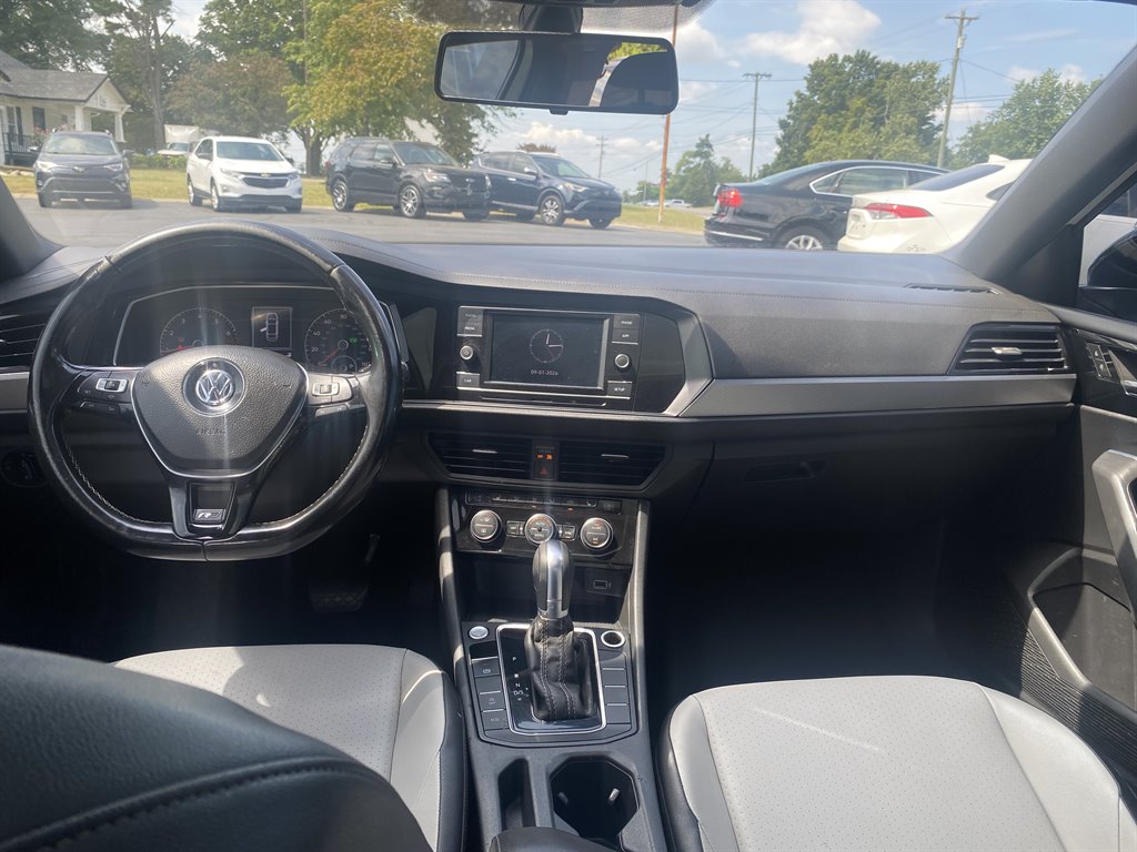 2019 Volkswagen Jetta - $11,999