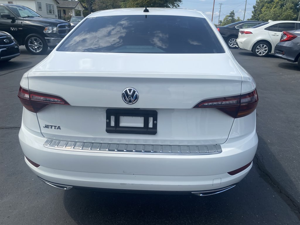 2019 Volkswagen Jetta - $11,999