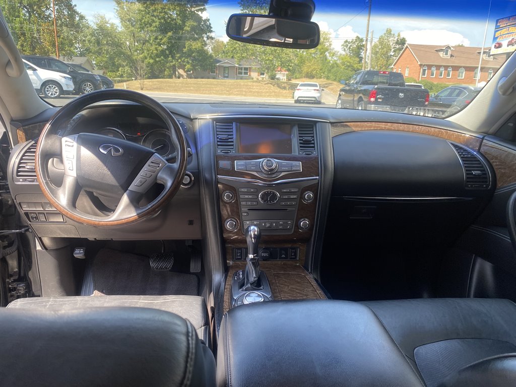2016 INFINITI QX80 - $14,295