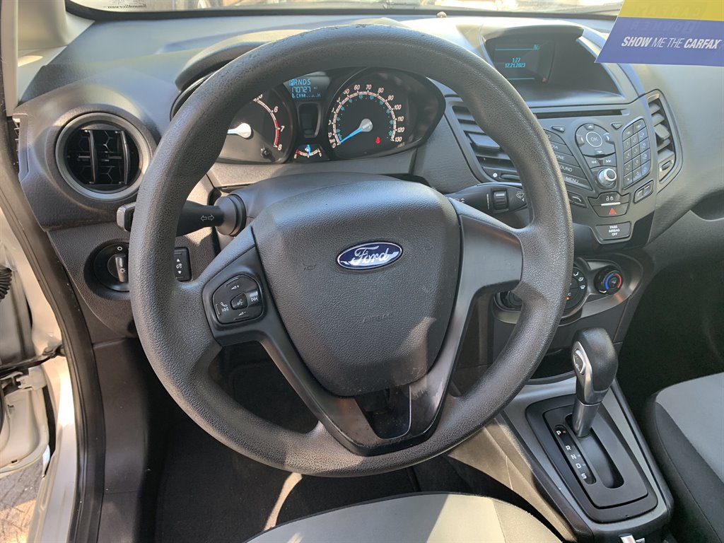 2016 Ford Fiesta S photo