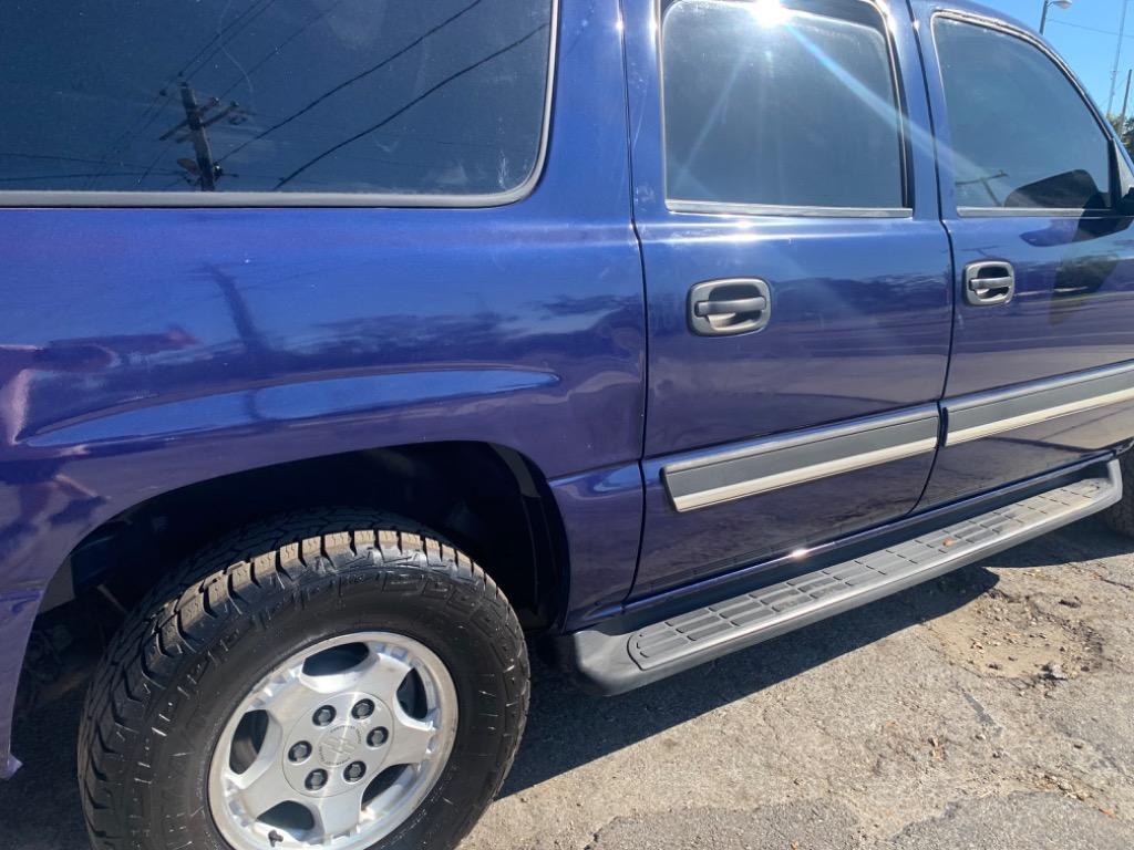 2005 Chevrolet Suburban 1500 LS photo
