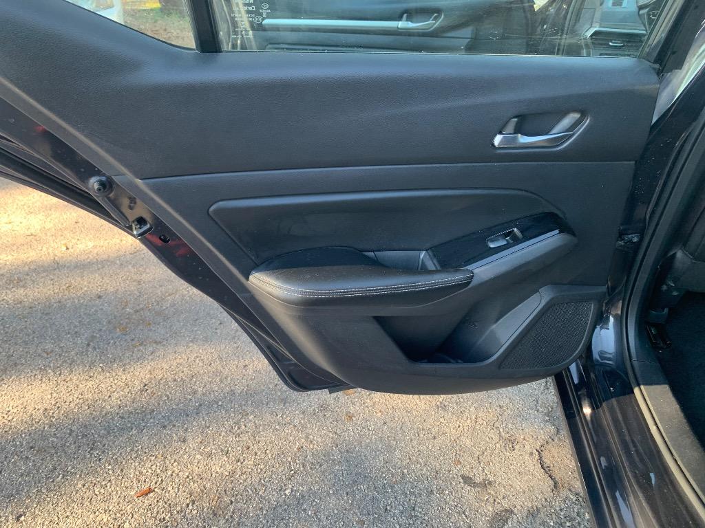 2020 Nissan Altima SL photo