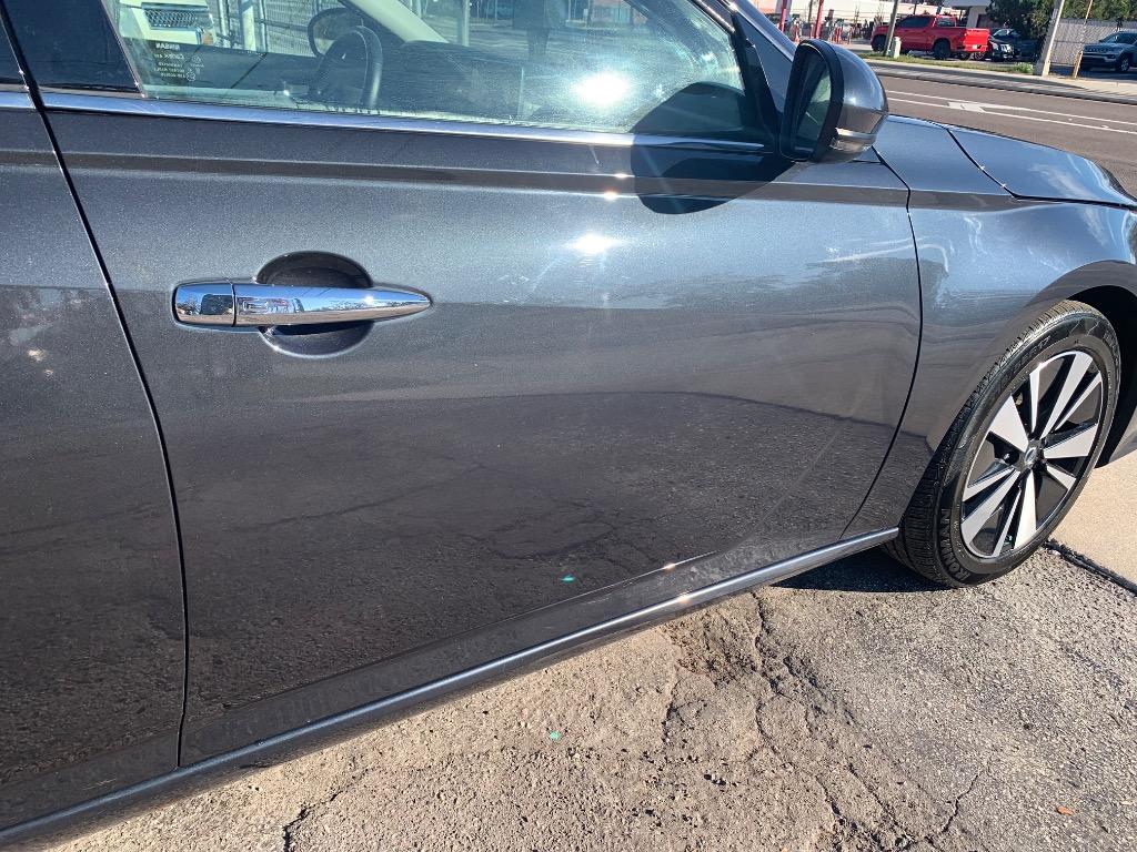 2020 Nissan Altima SL photo