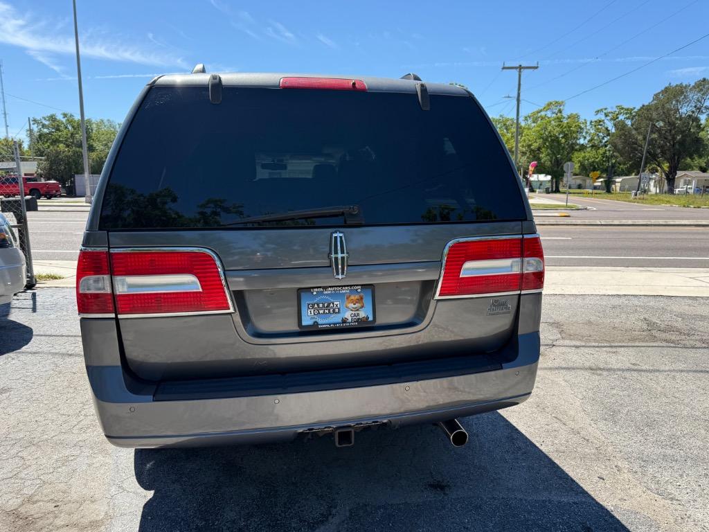 2010 Lincoln SLX photo