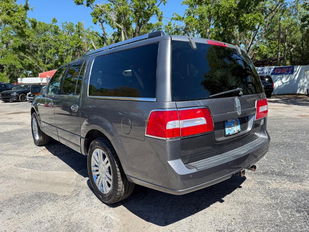 2010 Lincoln SLX photo