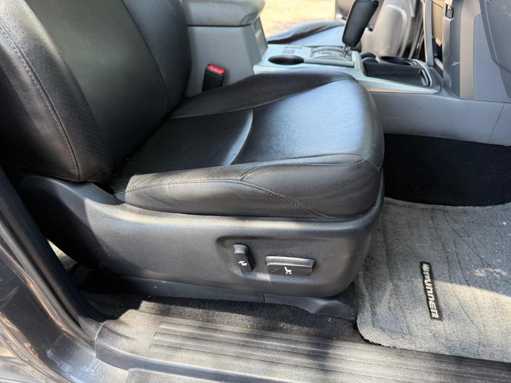 2010 Toyota 4Runner Limited photo