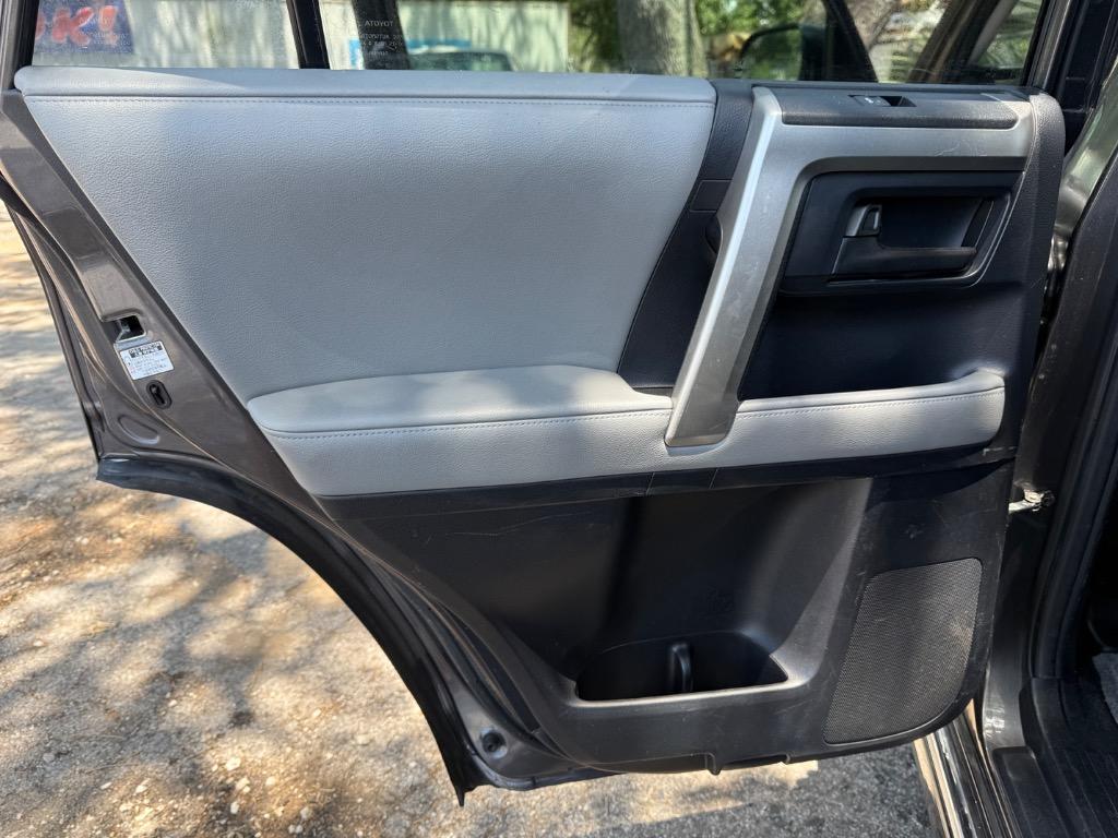 2010 Toyota 4Runner Limited photo