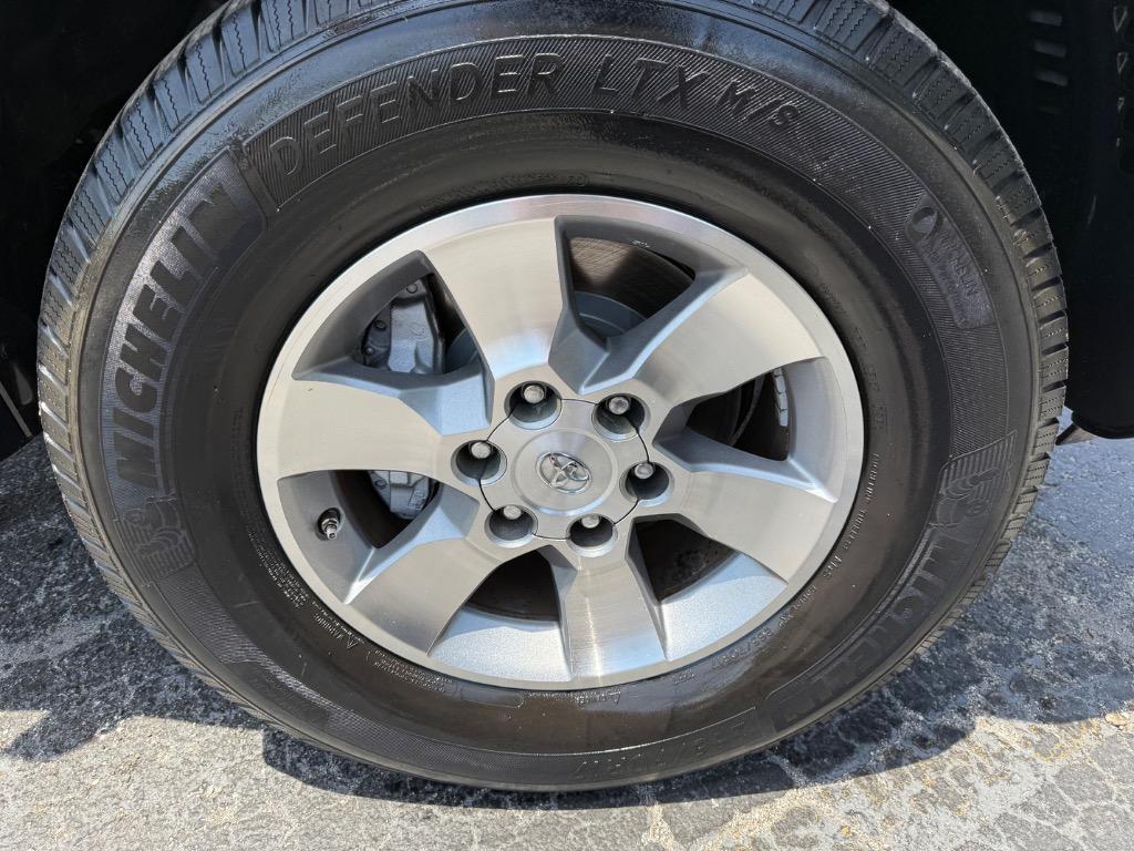2010 Toyota 4Runner Limited photo