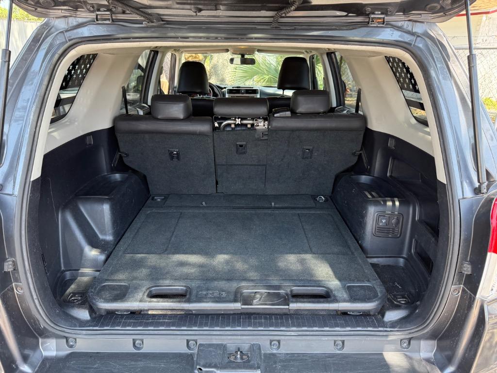 2010 Toyota 4Runner Limited photo