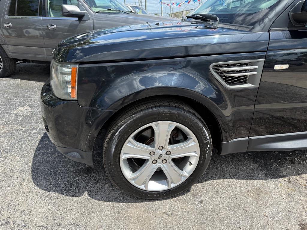 2011 Land Rover Range Rover Sport HSE photo