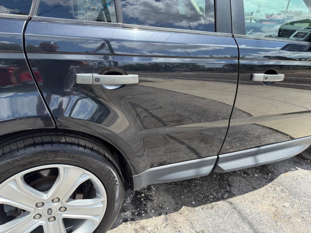 2011 Land Rover Range Rover Sport HSE photo
