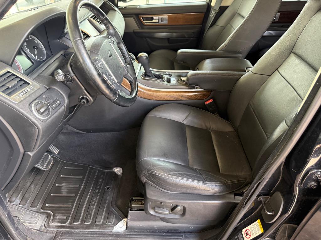2011 Land Rover Range Rover Sport HSE photo