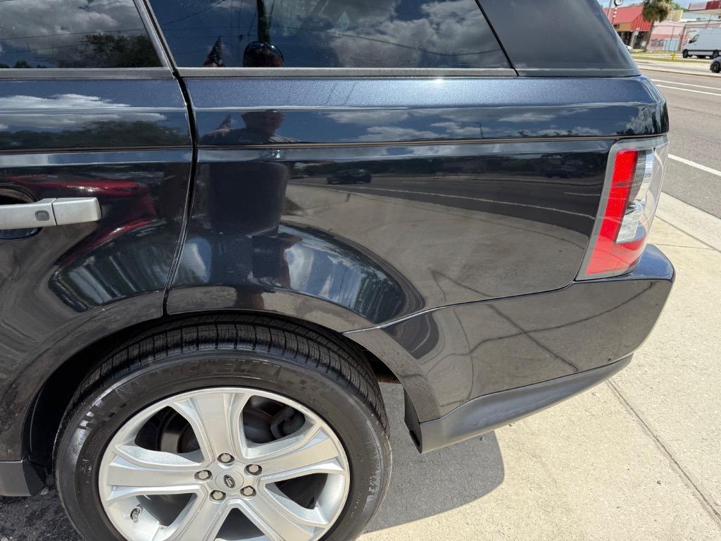 2011 Land Rover Range Rover Sport HSE photo
