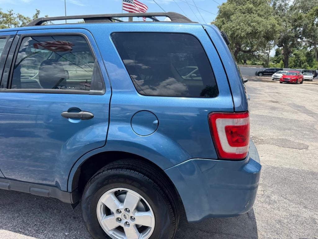 2010 Ford Escape XLT photo