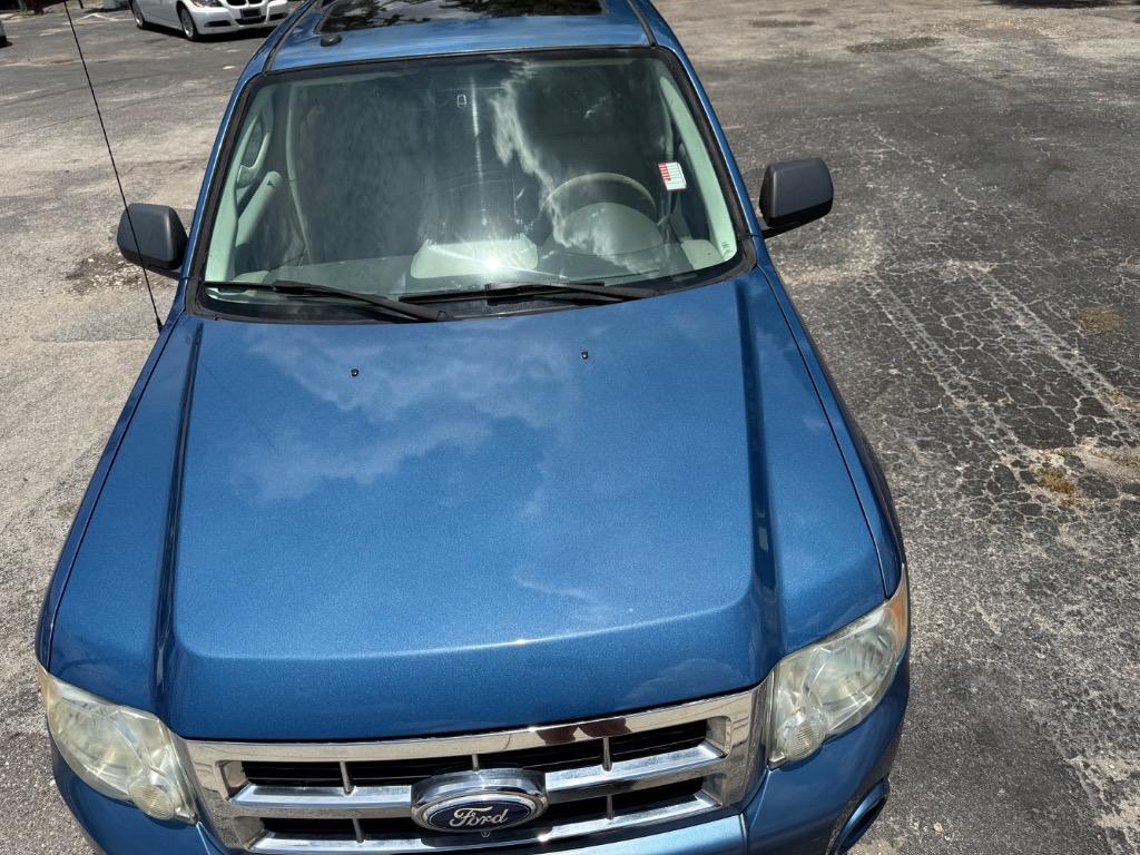 2010 Ford Escape XLT photo