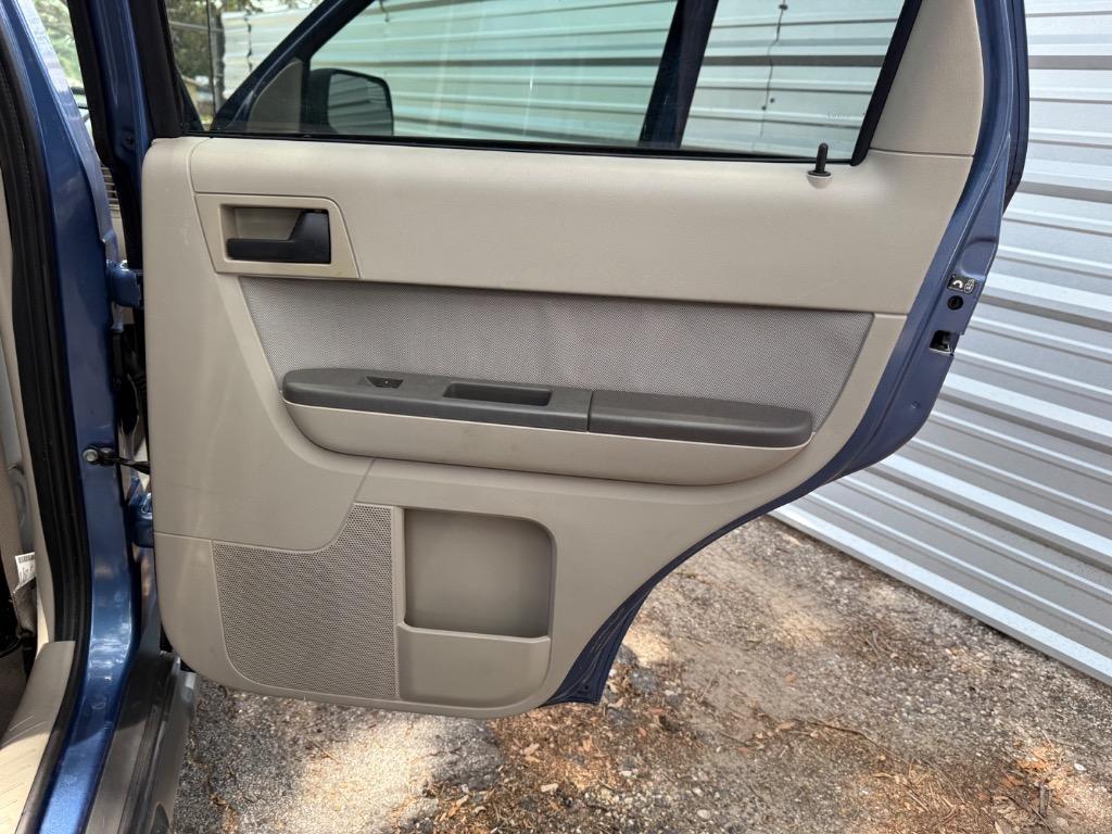 2010 Ford Escape XLT photo