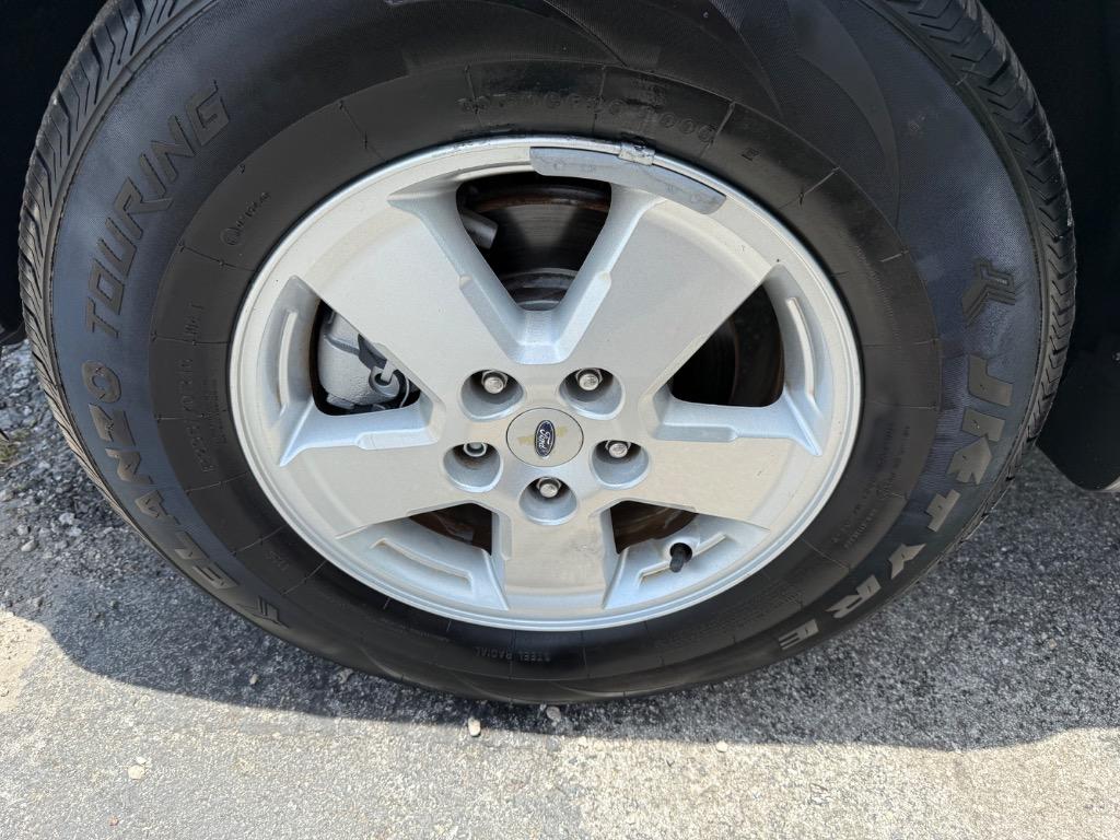 2010 Ford Escape XLT photo