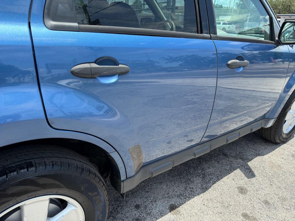2010 Ford Escape XLT photo