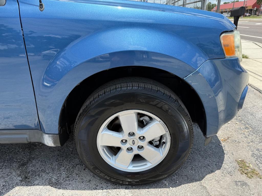 2010 Ford Escape XLT photo