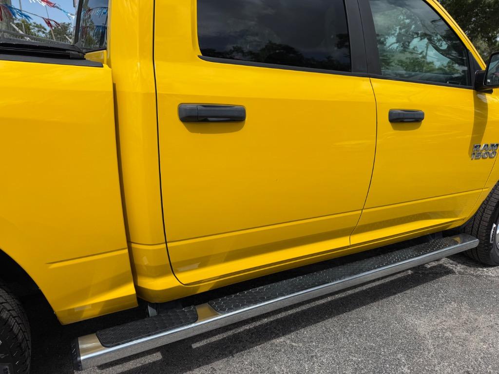 2016 RAM 1500 SLT photo