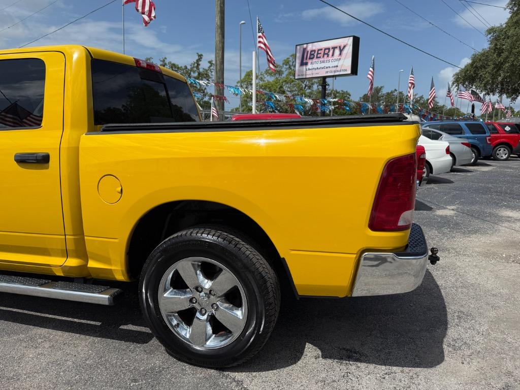 2016 RAM 1500 SLT photo
