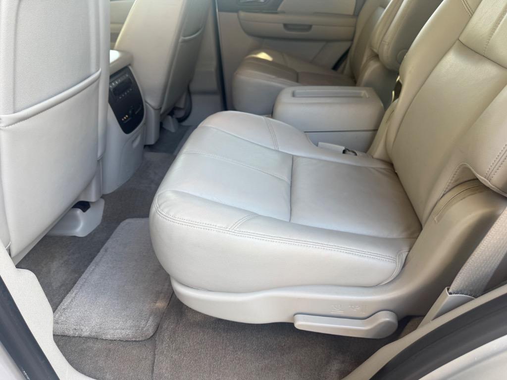 2014 Chevrolet Tahoe - $10,900