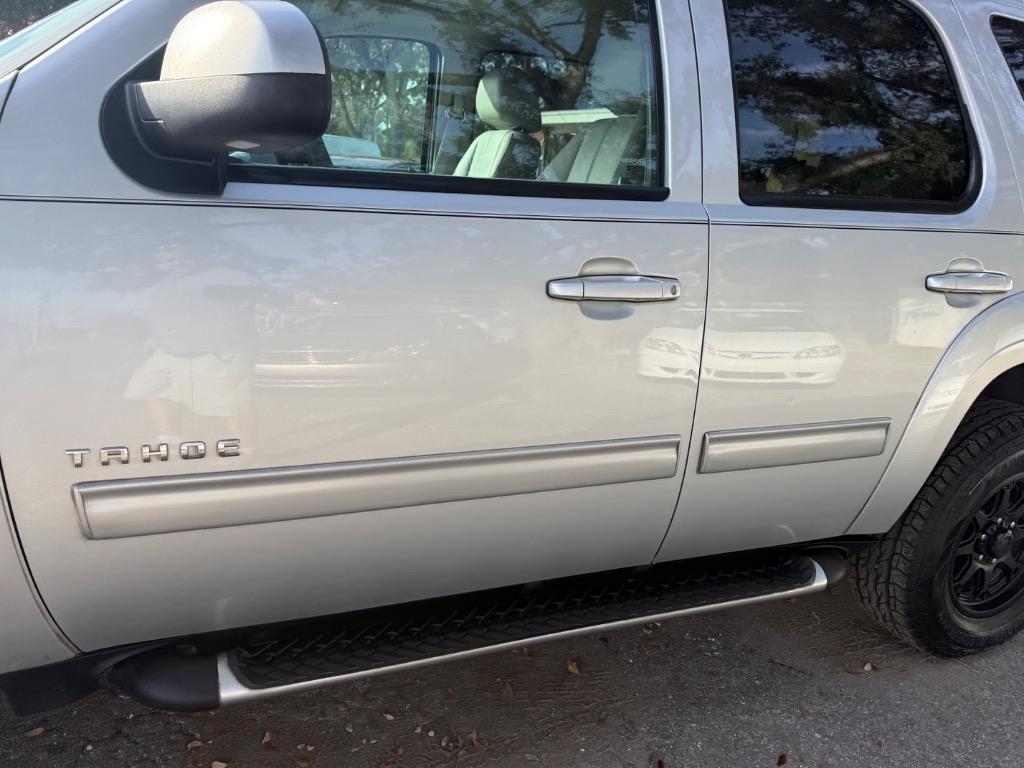 2014 Chevrolet Tahoe - $10,900