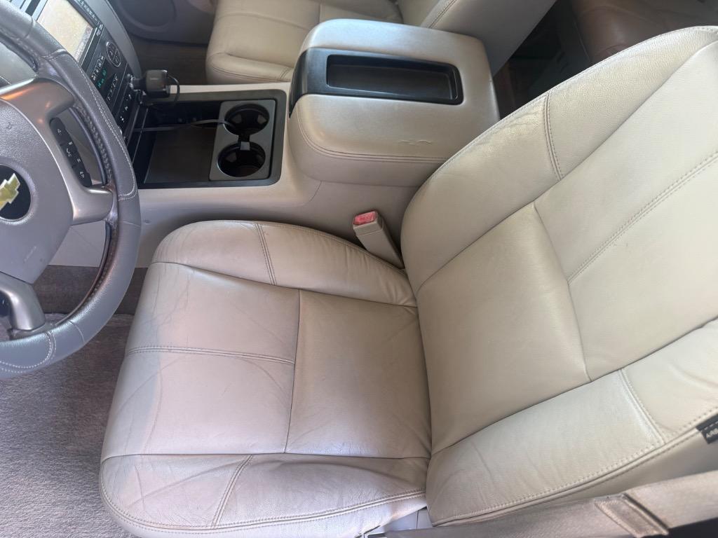 2014 Chevrolet Tahoe - $10,900