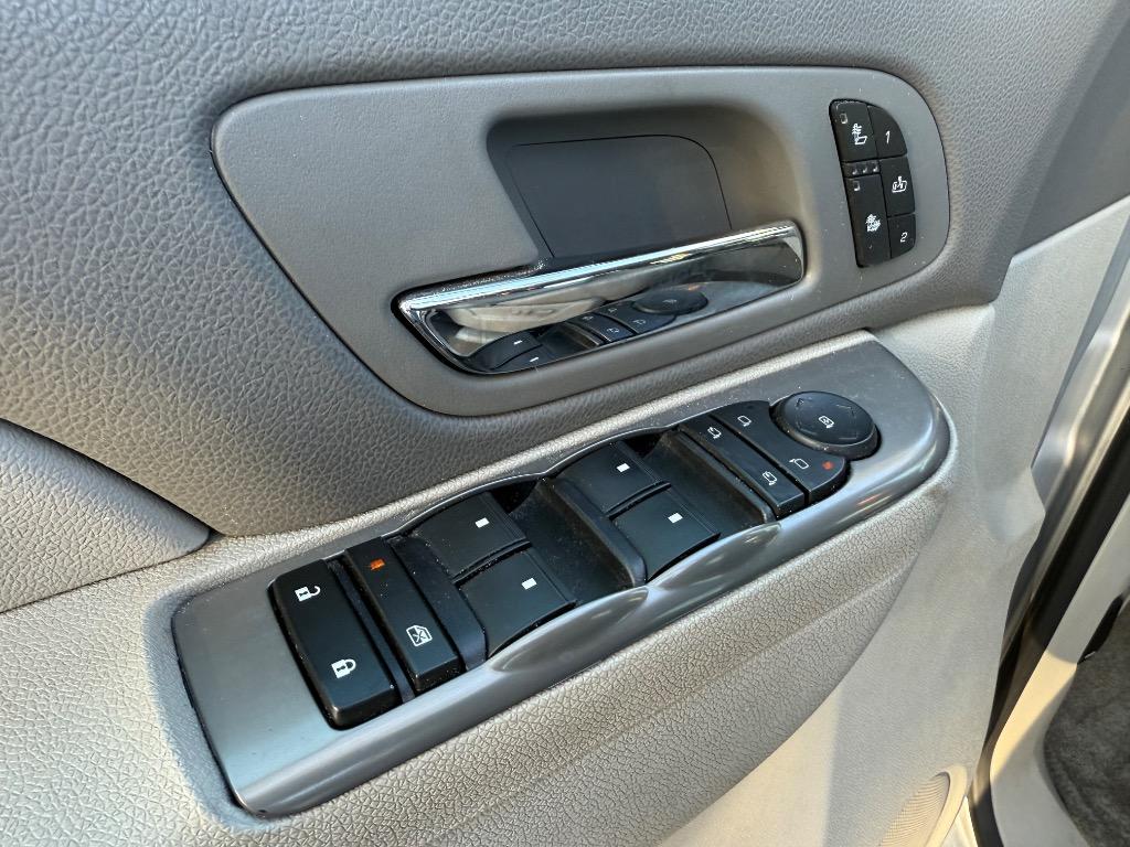 2014 Chevrolet Tahoe - $10,900