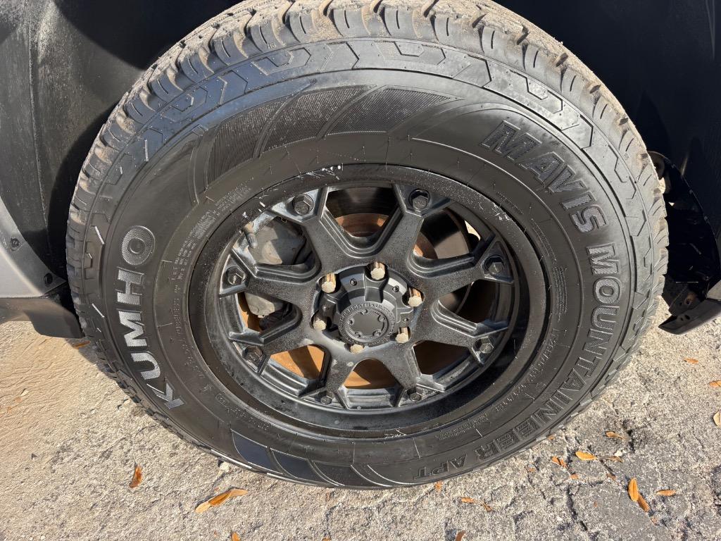 2014 Chevrolet Tahoe - $10,900