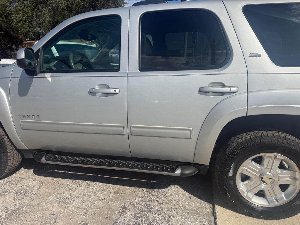 2014 Chevrolet Tahoe - $10,900