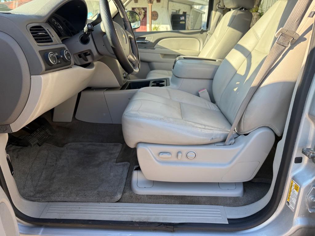 2014 Chevrolet Tahoe - $10,900