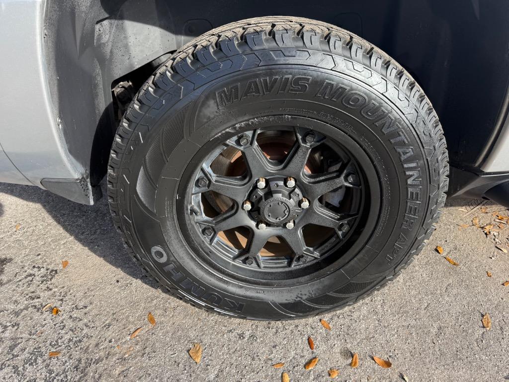 2014 Chevrolet Tahoe - $10,900