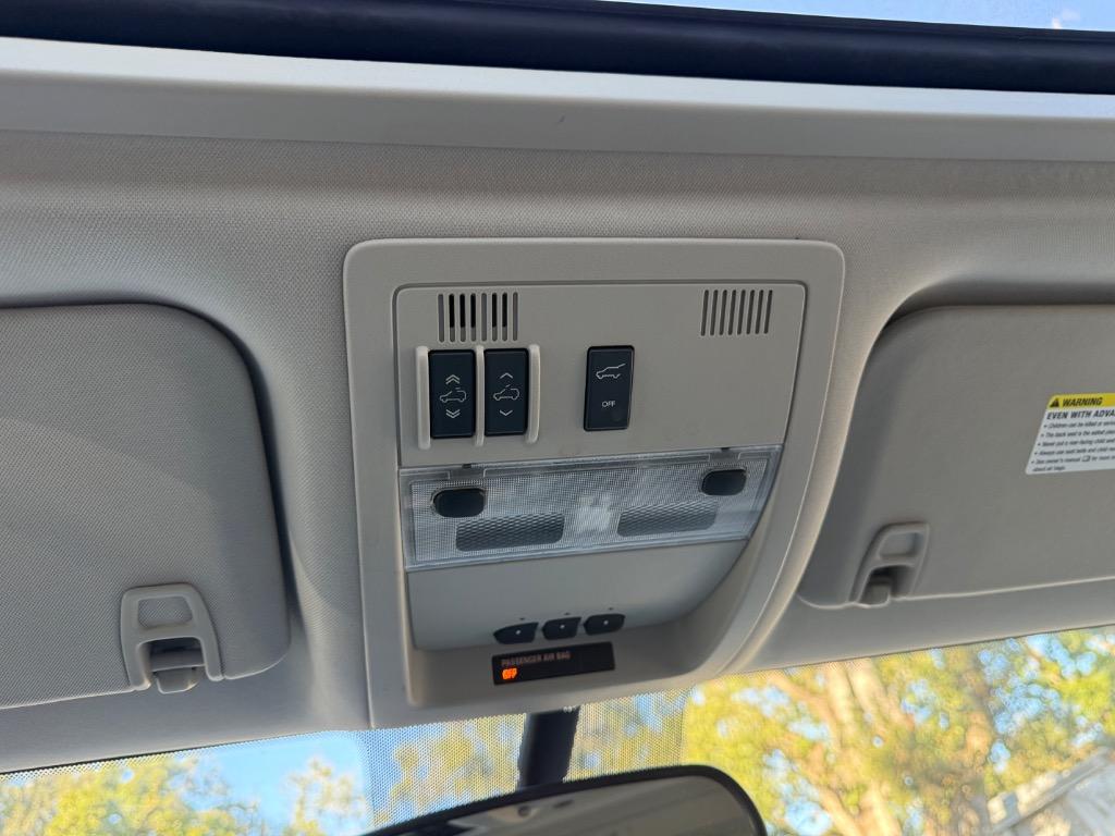2014 Chevrolet Tahoe - $10,900
