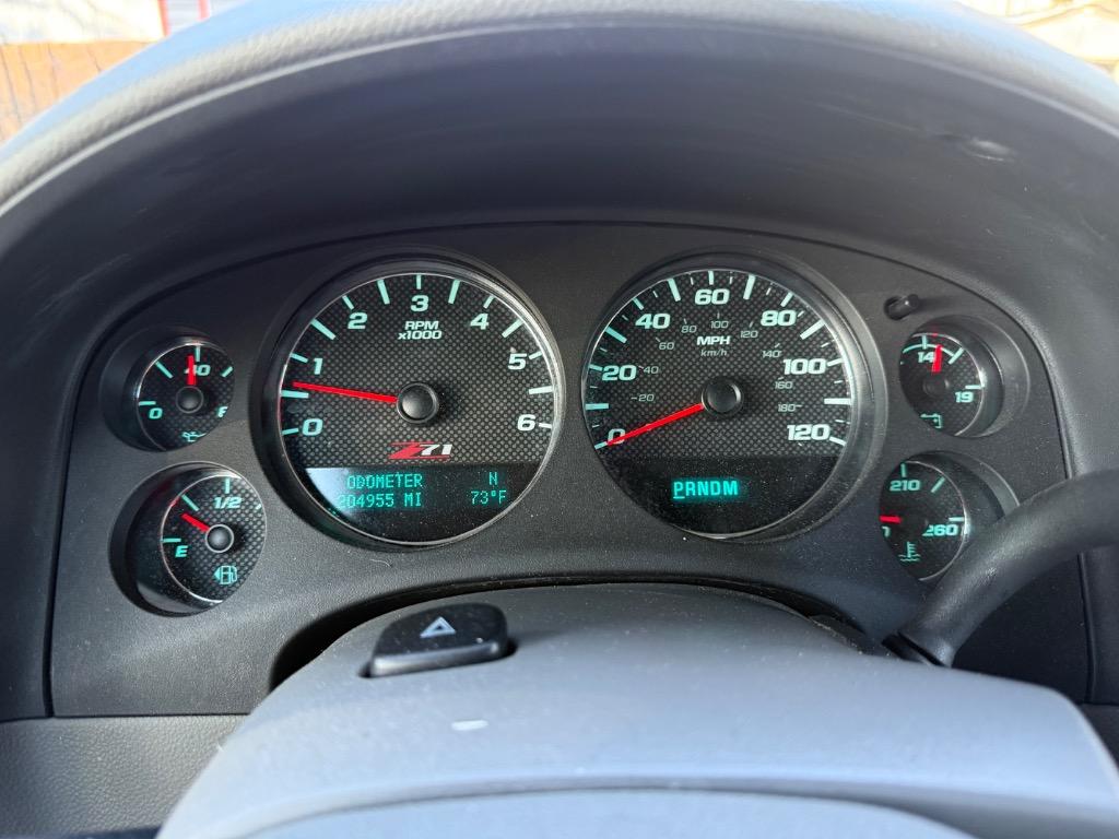 2014 Chevrolet Tahoe - $10,900