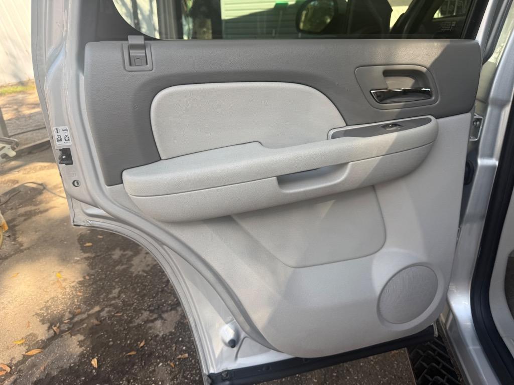 2014 Chevrolet Tahoe - $10,900